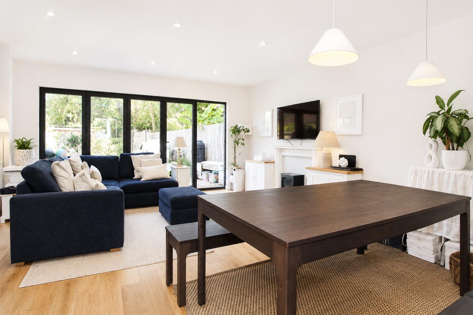 4 bed property in River View Mews, Croydon